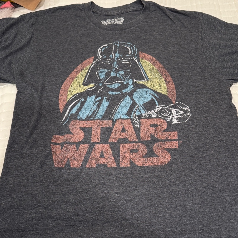 Old NavyStar wars Collectabilitees Tee - Charcoal Gray